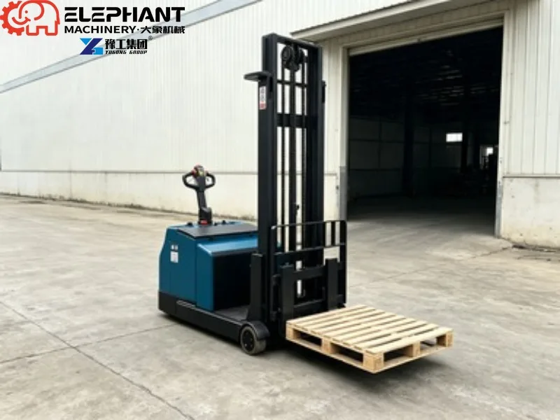 Portable Semi Self-Lifting Electric Stacker, 500kg 700kg Self Loading Truck With 1100mm 1300mm Lifting Height For Cargo Loading