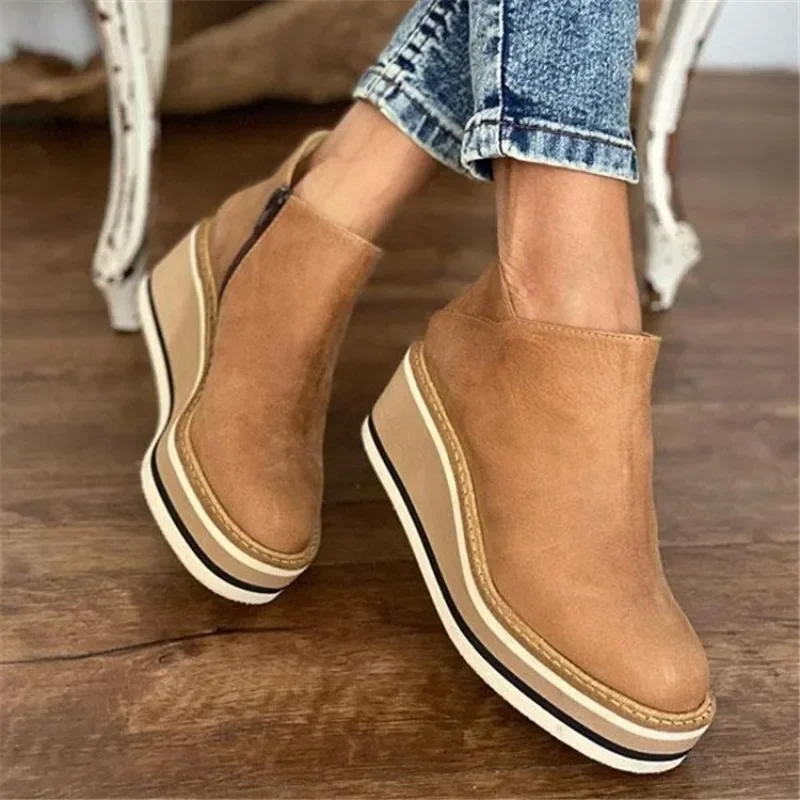 

Trend Wedge Ankle Boots Spring Autumn Women's Riding Boots Fashion Zipper Low Pumps British Lady Platform Shoes Retro Soft Shoes