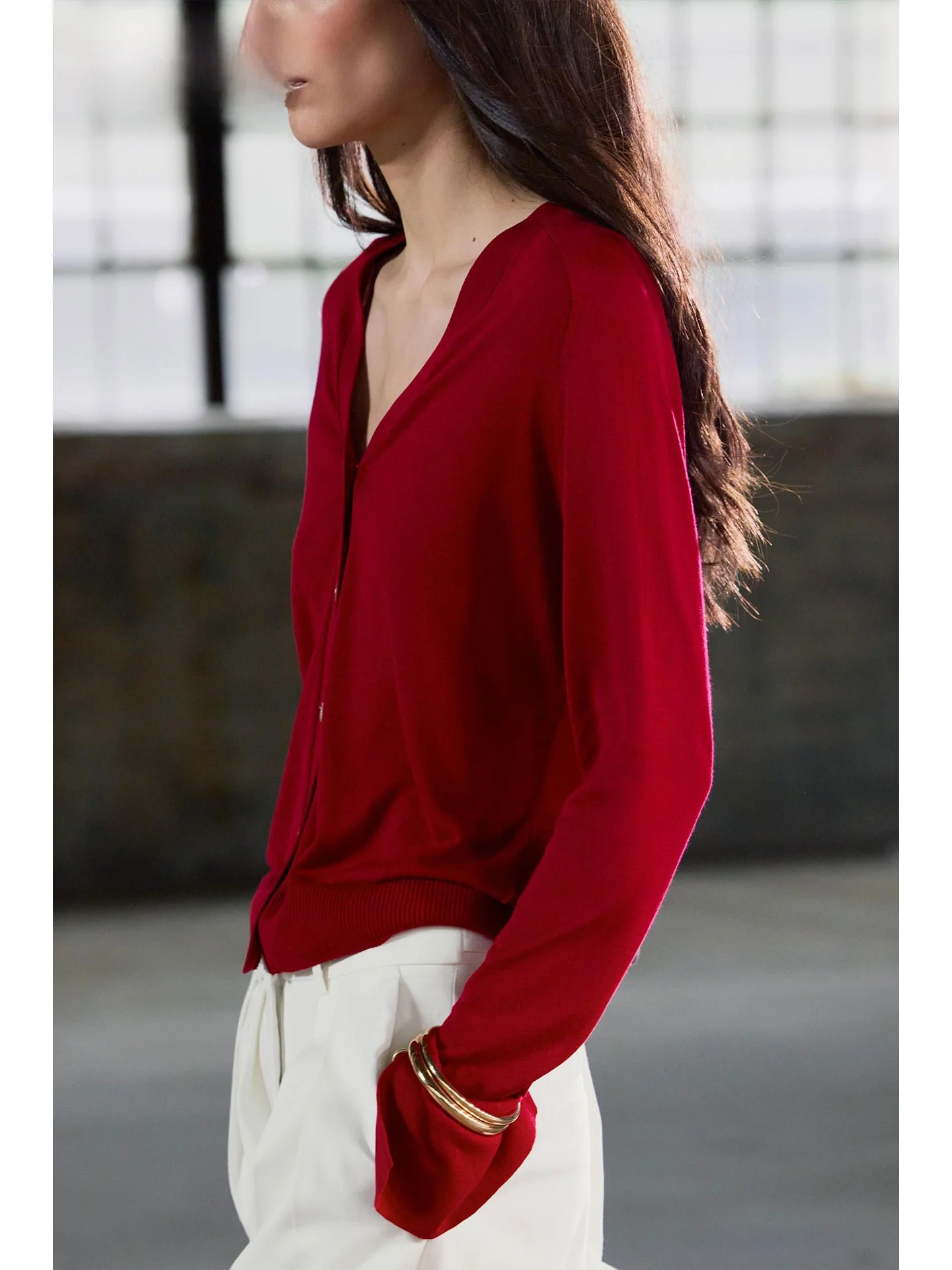 

ZAPRHA Summer 2025 Women's Knitted Long Sve V-Ne Single-Row Buttoned Cardigan Loose Fit Pure Color Open-Closure Outerwear