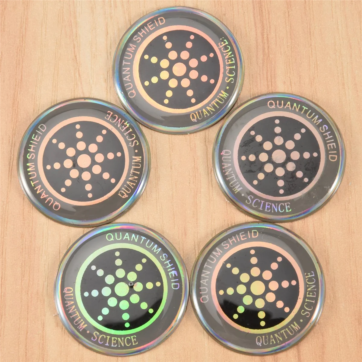 10 ชิ้น EMF สติกเกอร์ป้องกันป้องกันรังสีสติกเกอร์โทรศัพท์มือถือสําหรับโทรศัพท์แล็ปท็อป iPad และอุปกรณ์อิเล็กทรอนิกส์ทั้งหมด SQ