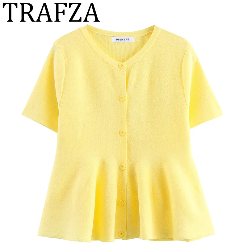 

TRAFZA Women's Sweater Yellow Breasted Cardigan 2025 New Autumn Round Neck Short Sleeve Flared Hem Tops for Woman Knitwear Top