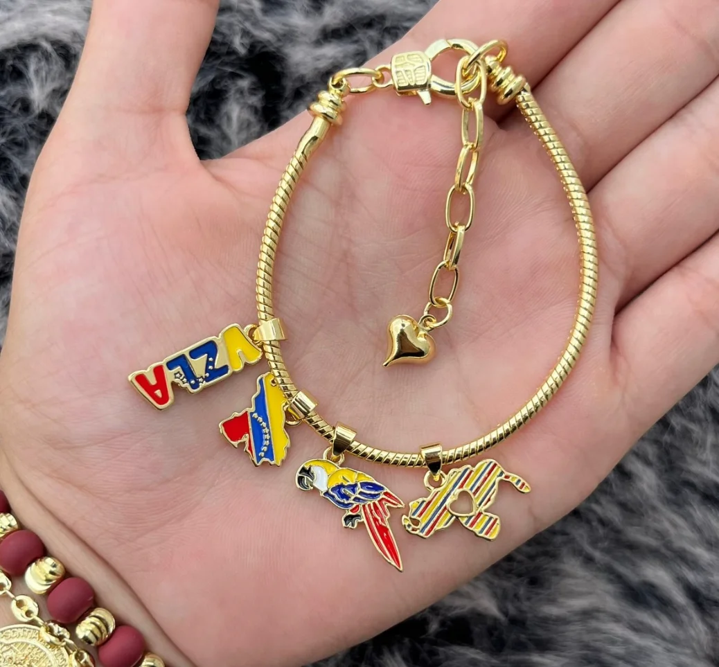 Colgantes VZLA con Mapa y Bandera de Venezuela, Cadena Ajustable Tipo Serpiente, Joyería Patriótica Venezolana, Regalo para Ella