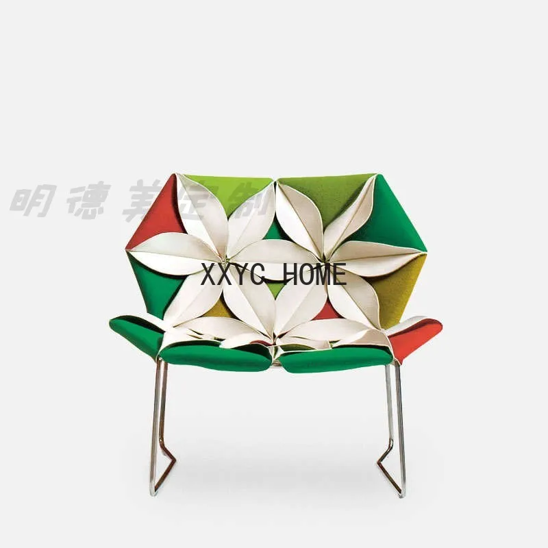 

Nordic Creative Petal Chair Fashion Art Light Luxury and Simplicity Flower Chair Bar Villa B & B Seat