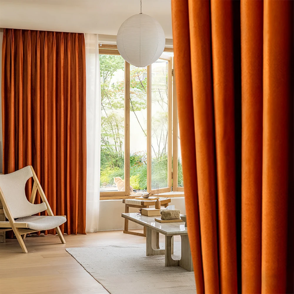 Moderne, schlichte, einfarbige, winddichte, warme Vorhänge, verdickte, geräuschreduzierende Wohnzimmer-Schlafzimmer-High-End-Punche mit vollem Schatten
