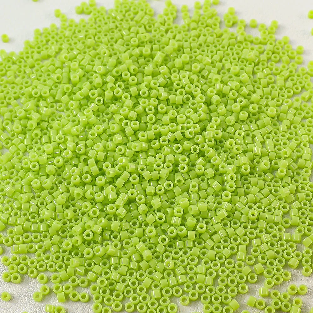 Japanische importierte einfarbige Miyuki Delica Rocailles-Schmuckperlen, geeignet für alle Arten von DIY-Handarbeiten, 10g – Detail 21