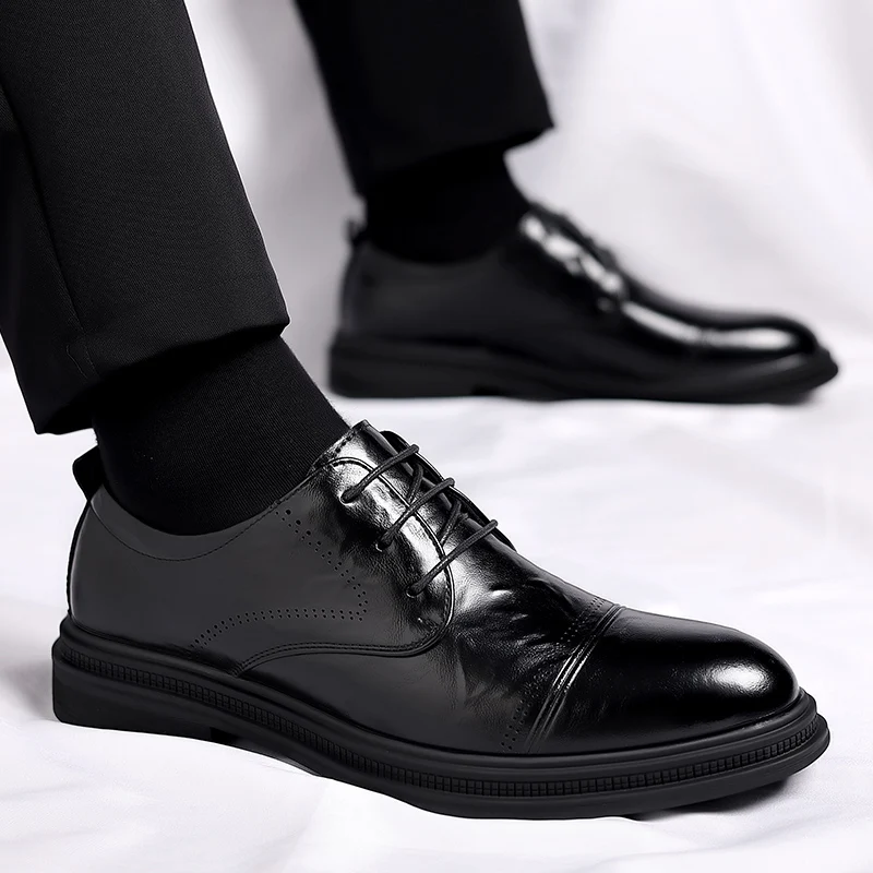 

Черно-коричневые кожаные туфли Ретро и элегантные стили Повседневная деловая официальная офисная мода и высококачественная обувь для взрослых Лидер продаж