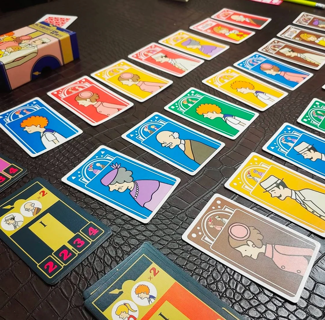 In Front of The Elevators  Board Game 2-4 Players Family/Party Funny Table Game Friends Entertainment Strategy Game