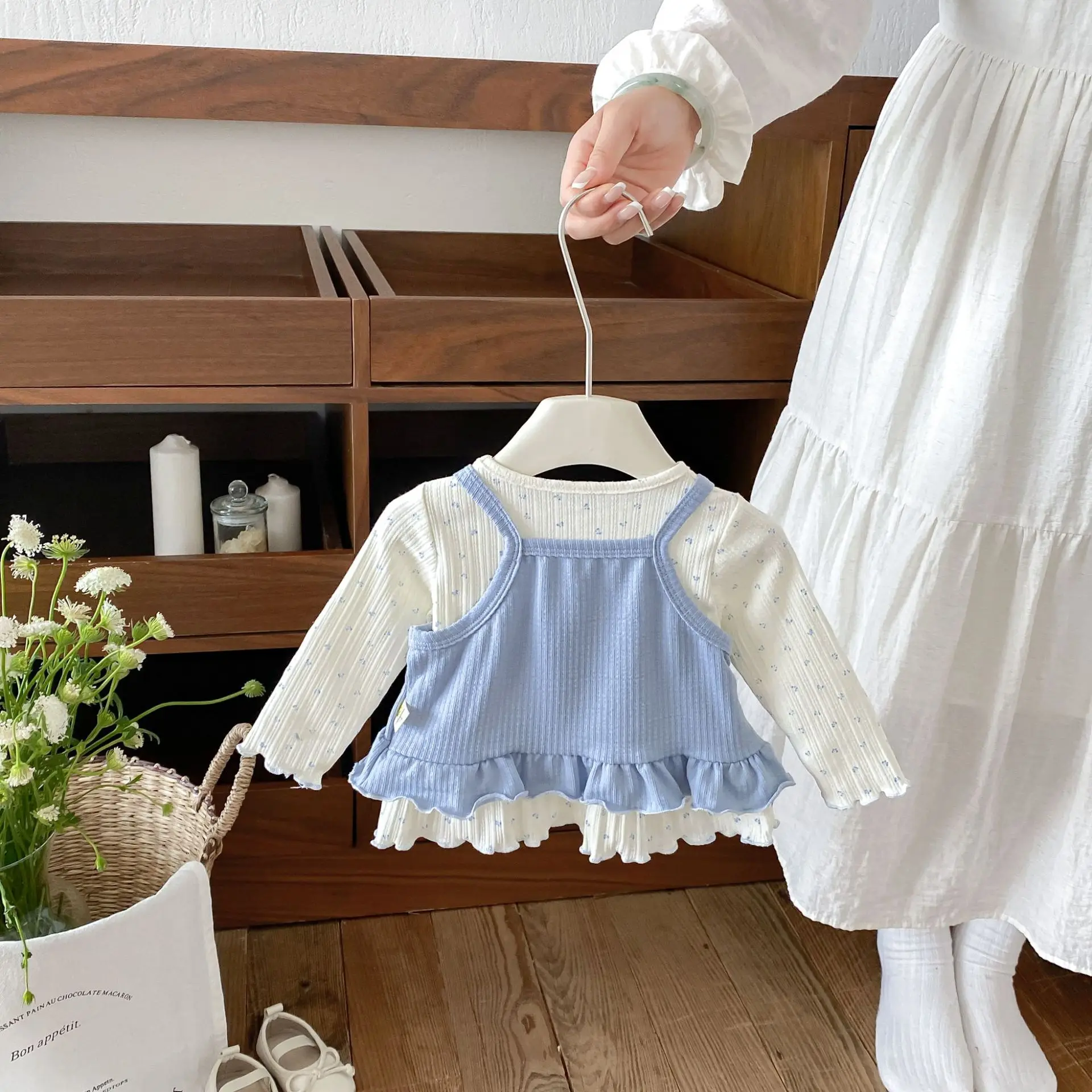 2026 Autumn New Girls Long Sleeve T Shirts Sweet Baby Girl Floral Bottoming Shirts + Sling Vest 2pcs Suit Cotton Toddler Clothes