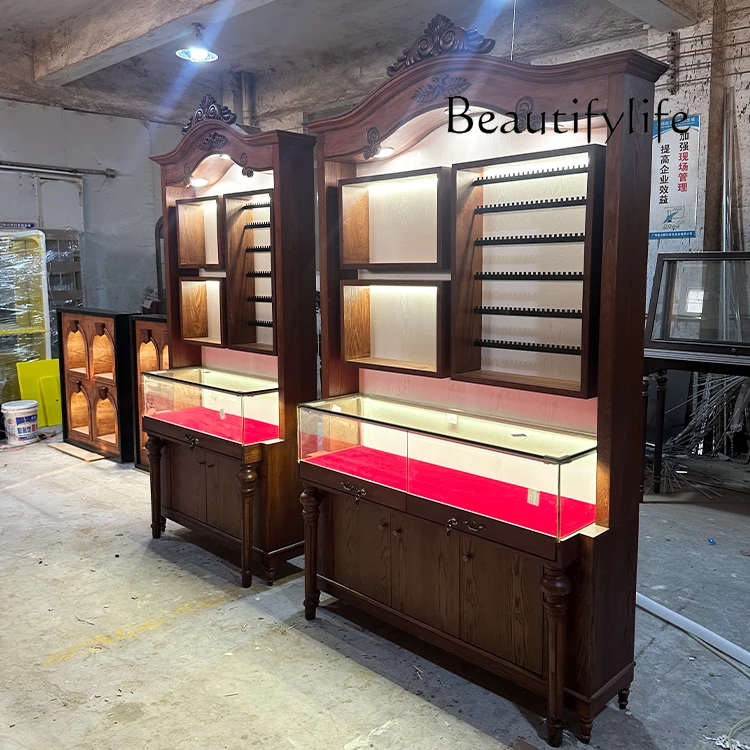 Medieval high display cabinet, bag clothing store display rack, European retro container store custom display cabinet