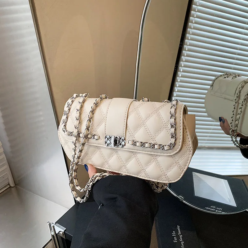 

Weekend Explorer Clutch Purse Women Multifunctional Shoulder Bag Casual Chic For Relaxed Weekends And Leisure