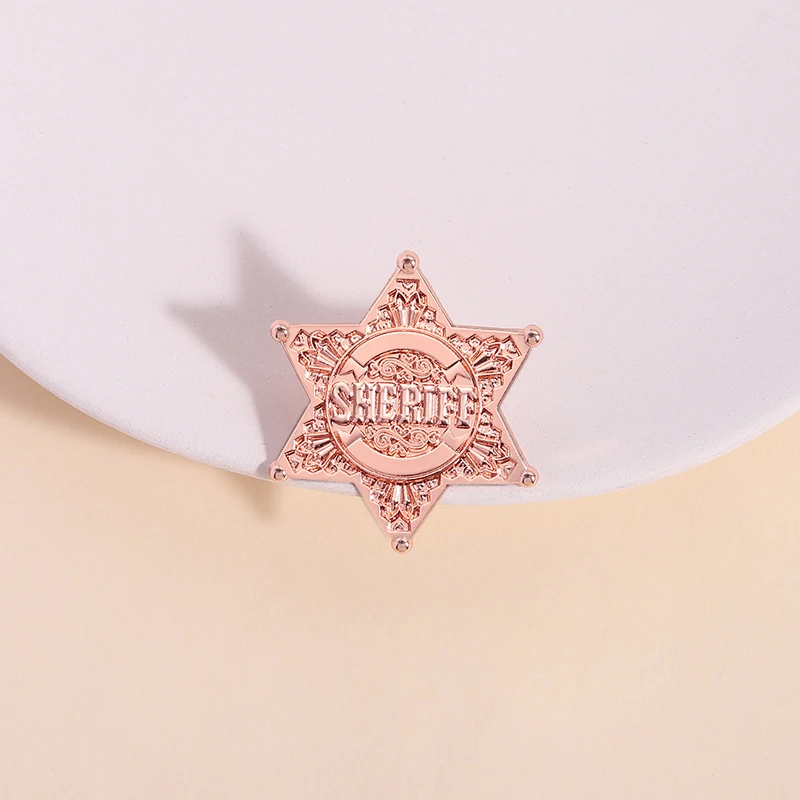 الكرتون شريف نائب جوائز المينا دبوس الفضاء الحارس خمر مسدس ستار الشرف بروش شارة التلبيب مجوهرات هدايا للأصدقاء