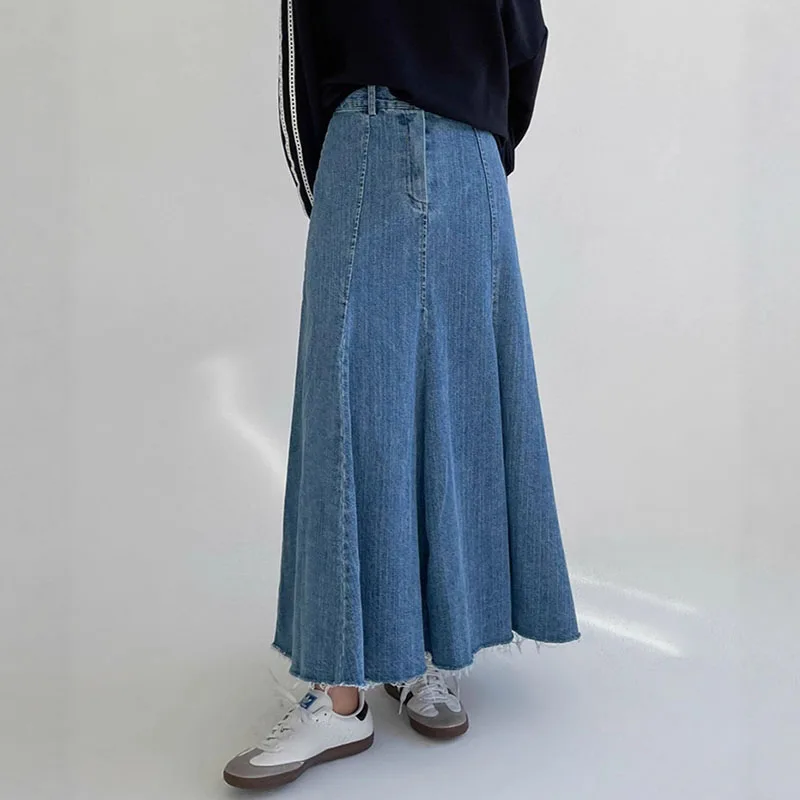 

Женская джинсовая юбка, корейские винтажные юбки средней длины с бахромой «рыбий хвост», осень 2022, новое однотонное полуплатье с высокой талией