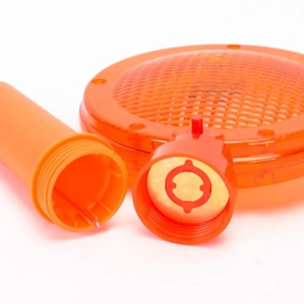 

Waterproof Handheld LED Barricade Light Strobe Function with Hanging Ring Traffic Safety Light LED Light Source High Visibility