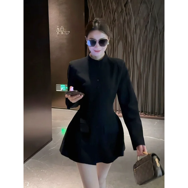 

Осень 2024, новые нежные высококачественные маленькие костюмы Kochi Wear для женщин в тисячей золотых стилях