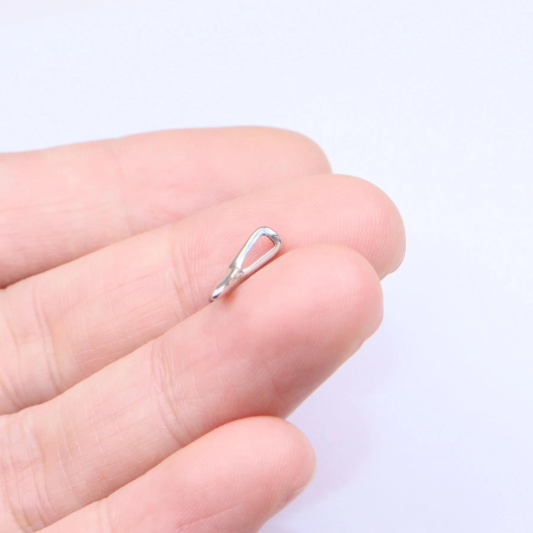 Eruifa 20pcs 10mm Pretty Mini Mermaid Tail  Zinc Alloy Charms Pendant Jewelry DIY Handmade 2 Colors