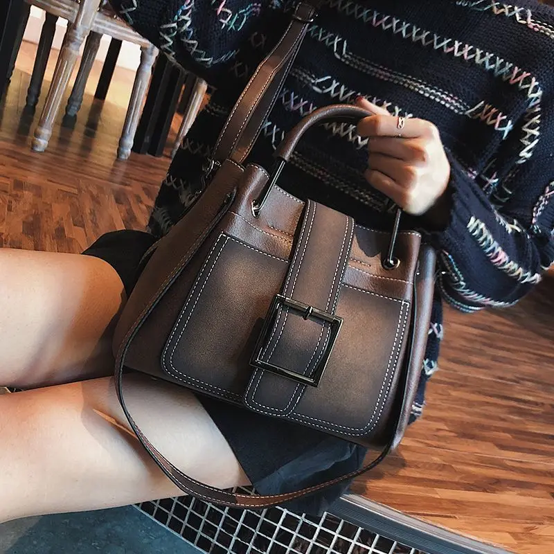 

Премиальная женская сумка 2026: Новая универсальная сумка-ведро на одно плечо с широким ремнем, модная, вместительная, через плечо