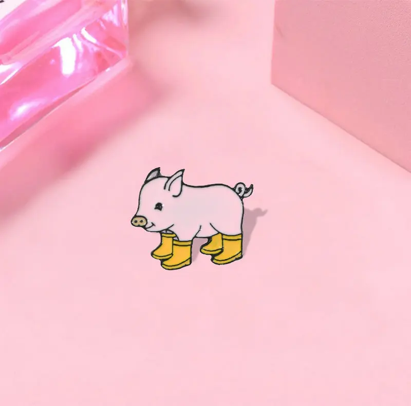 Fun Pig With Rain Boots Enamel Pins Piggy Brooches Badge Denim jeans Lapel Pin Cartoon Cute Animal Jewelry Gift for kids friends