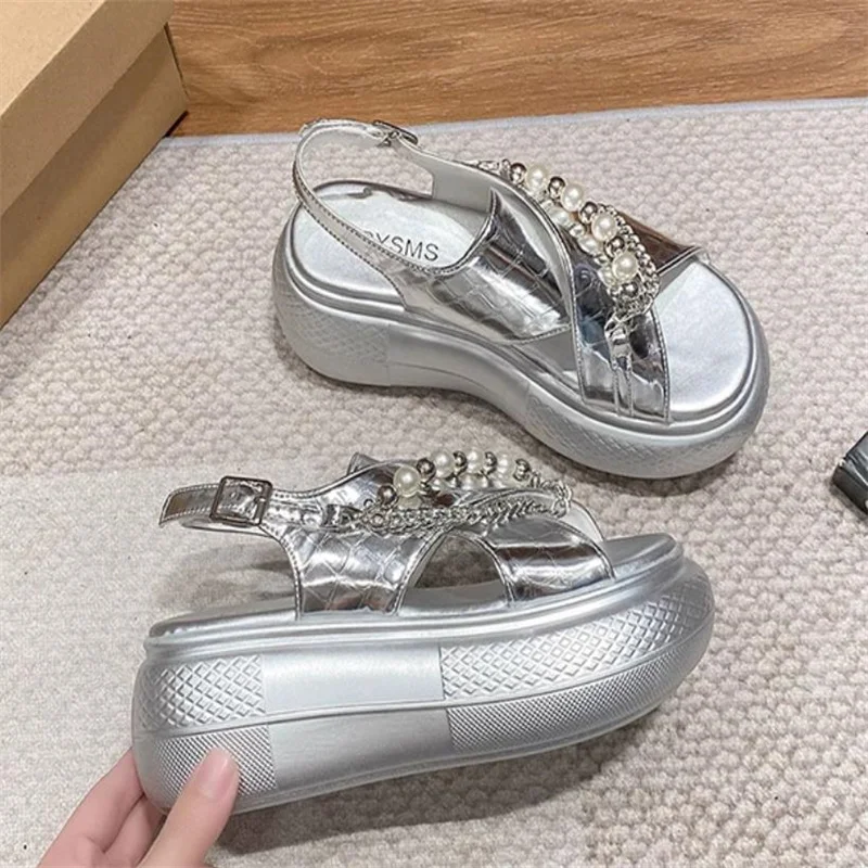 7.5 summer new beach sandals pine cake thick sole lightweight height-raising women's shoes pearl chain beach sandals 34 39