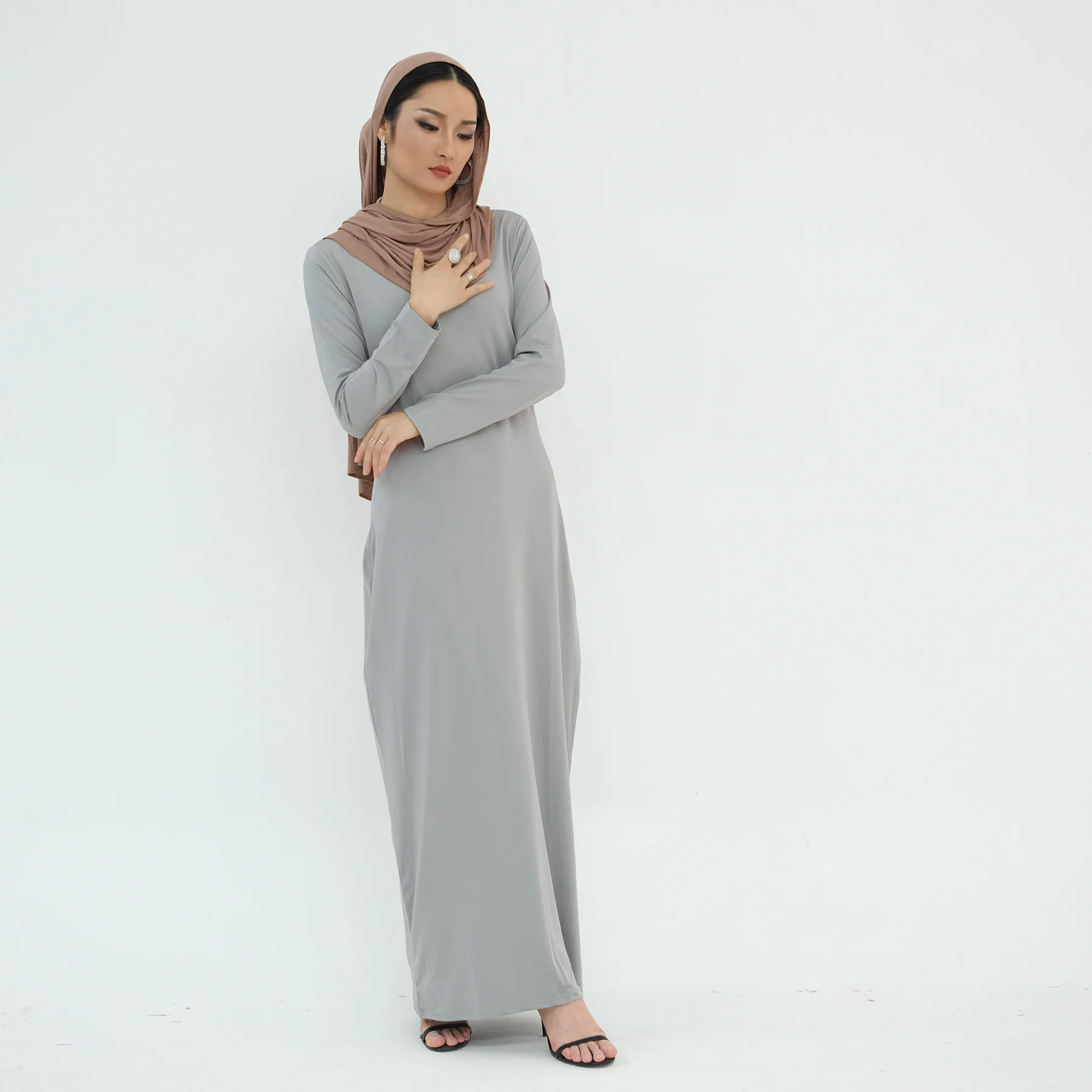 

New Long Sleeve Solid Color Abaya Women Muslim Under Dress Dubai Kaftan Islam Clothing Ramadan Eid Basic Stretch Maxi Dresses