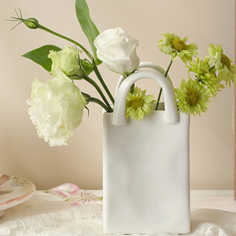 White Handbag Shaped Vase, Modern Decoration, White Vase for Home Decoration, Dried Flower Arrangement, Dining Table Decoration