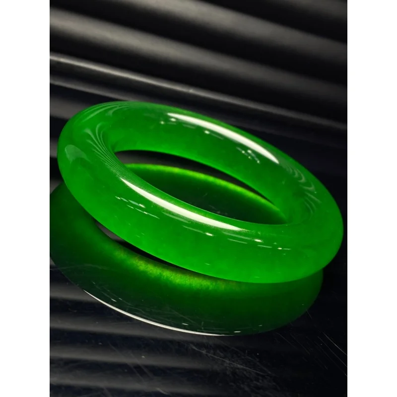 

Certified Natural AA High Ice Burmese Green Jade jadeite bracelets Bangle 62mm