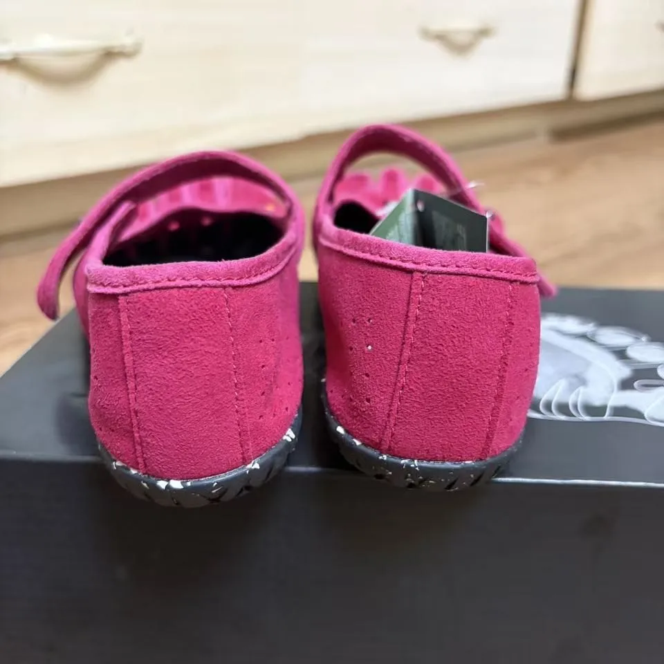 V-Soul Women Five Toe Barefoot Shoes Mary Jane Style Adjustable Strap Breathable Yoga Pilates Outdoor Training Shoes