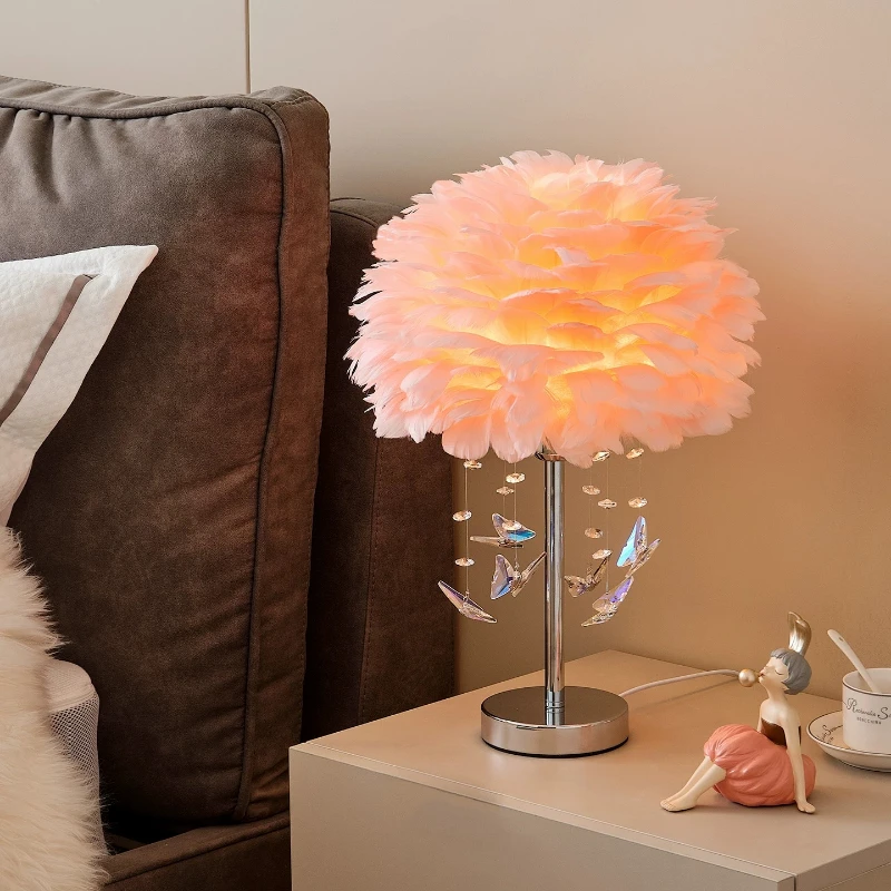 Butterfly crystal desk lamp feather bedroom bedside decoration cream wind light luxury romantic wedding room gift warm