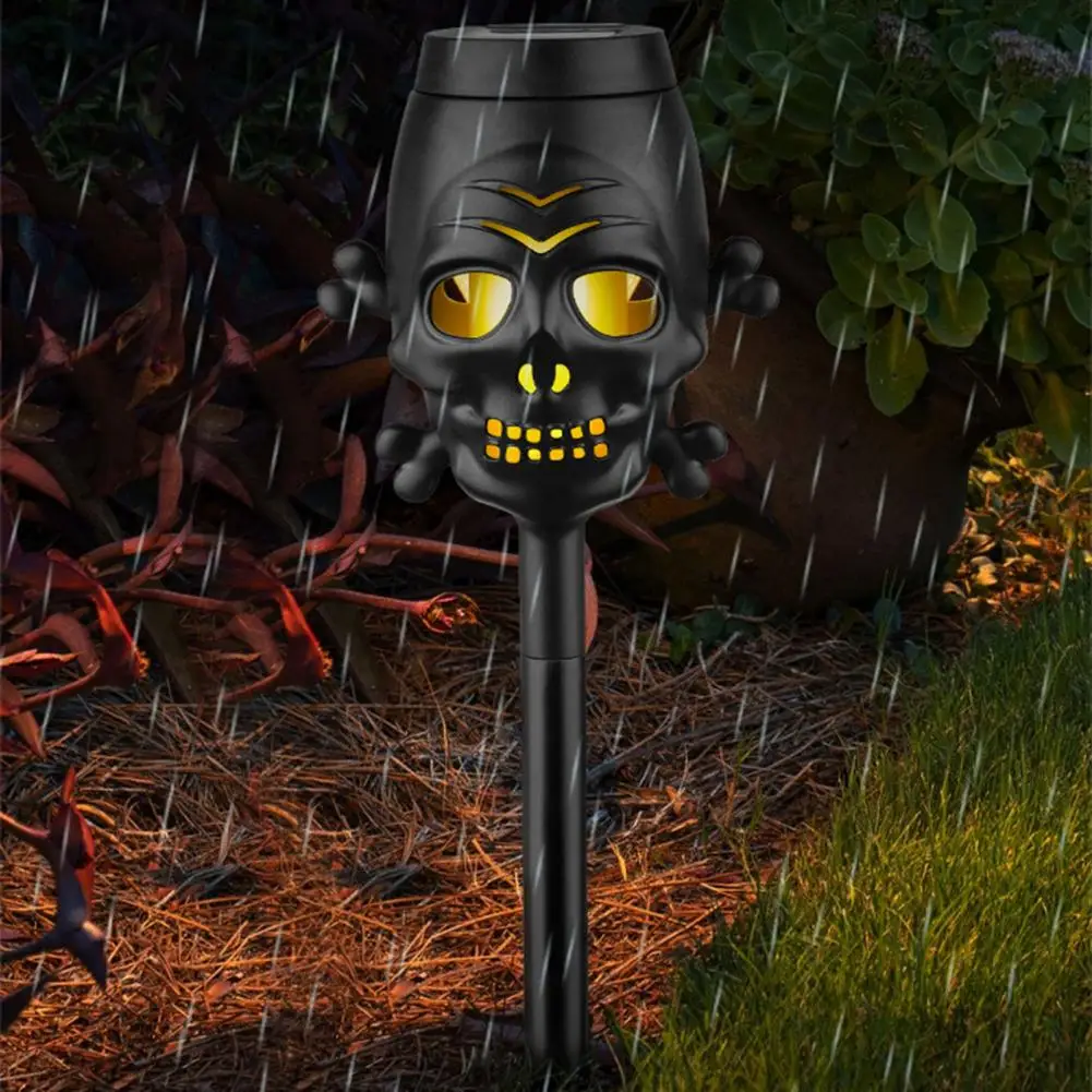 Easy Installation Solar Lights Halloween Skull Design Solar Lights Auto Charging Easy Installation Waterproof Outdoor for Spooky