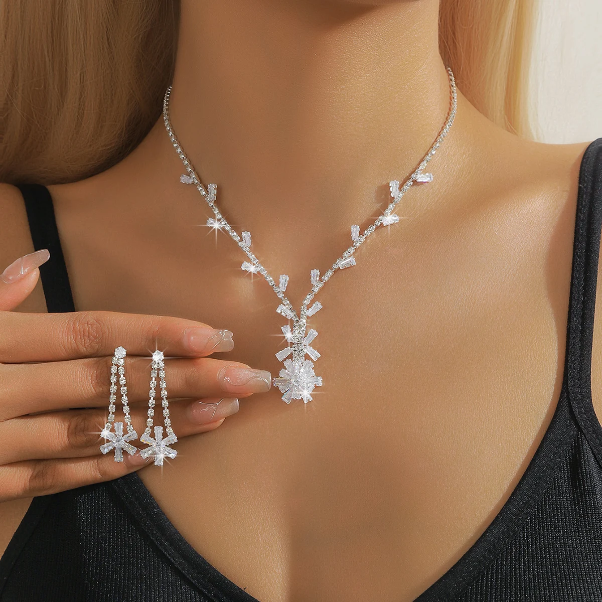 Bridal Ladder Square Diamond Snowflake Pendant Earrings 2-piece Jewelry Set Light Luxury Bridal Wedding Accessories