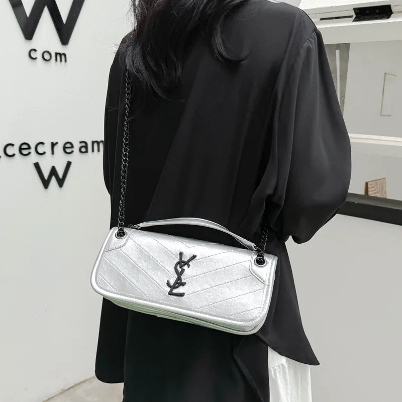 

‌2025 Embroidery Chain Bag - High-End Women's Shoulder Purse, Minimalist Trendy Crossbody Bag‌