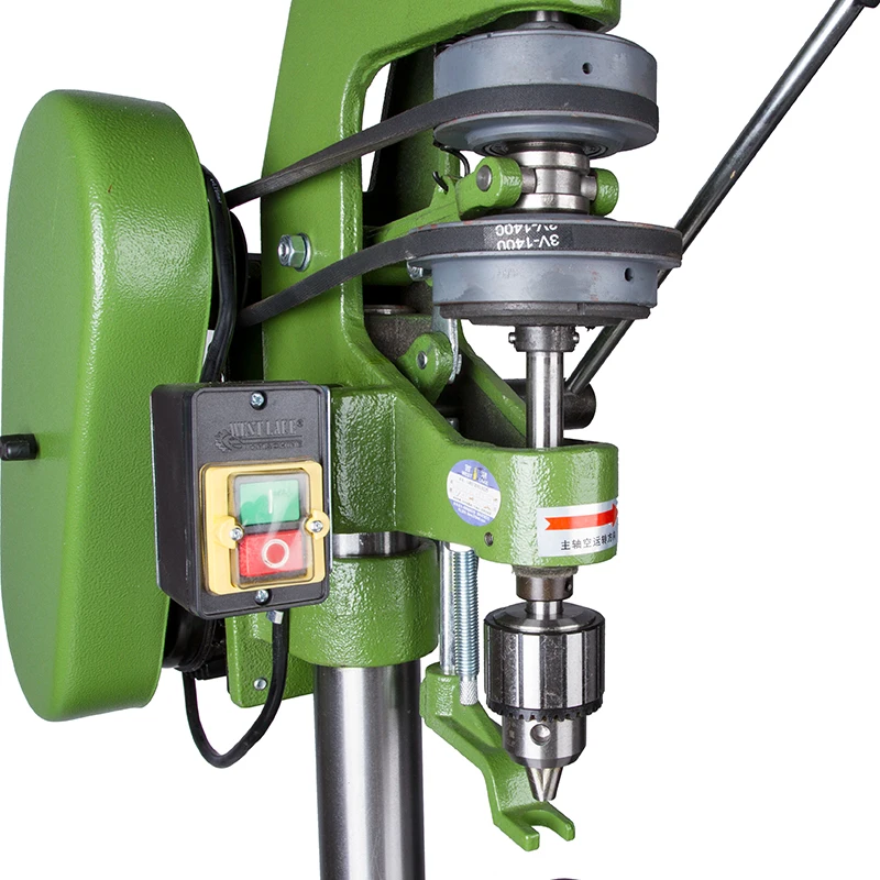 Bureau de taraudage électrique