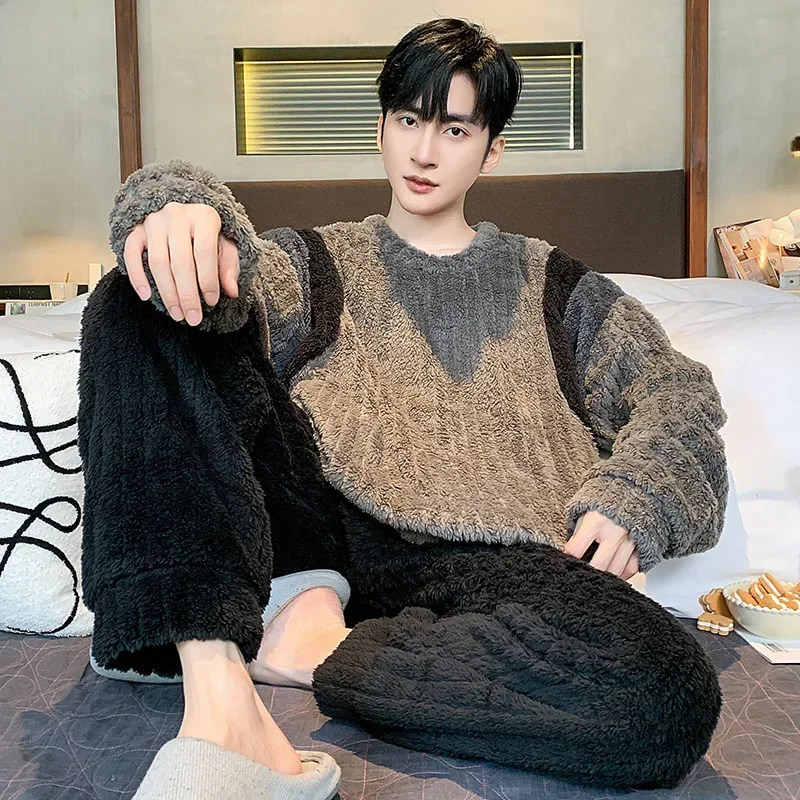 

New Fall Winter Men Coral Fleece Pajamas Men's Simple Leisure Plus Size Youth Round Neck Plush Can Be Worn Outside The Home Wear