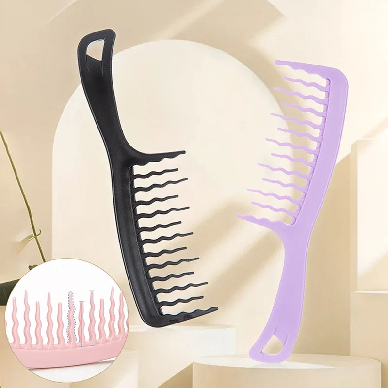 

Anti-static Large Wide Tooth Comb Hairdressing Comb Women Hanging Hole Handle Grip Curly Hair Hairbrush Beauty Hair Combs