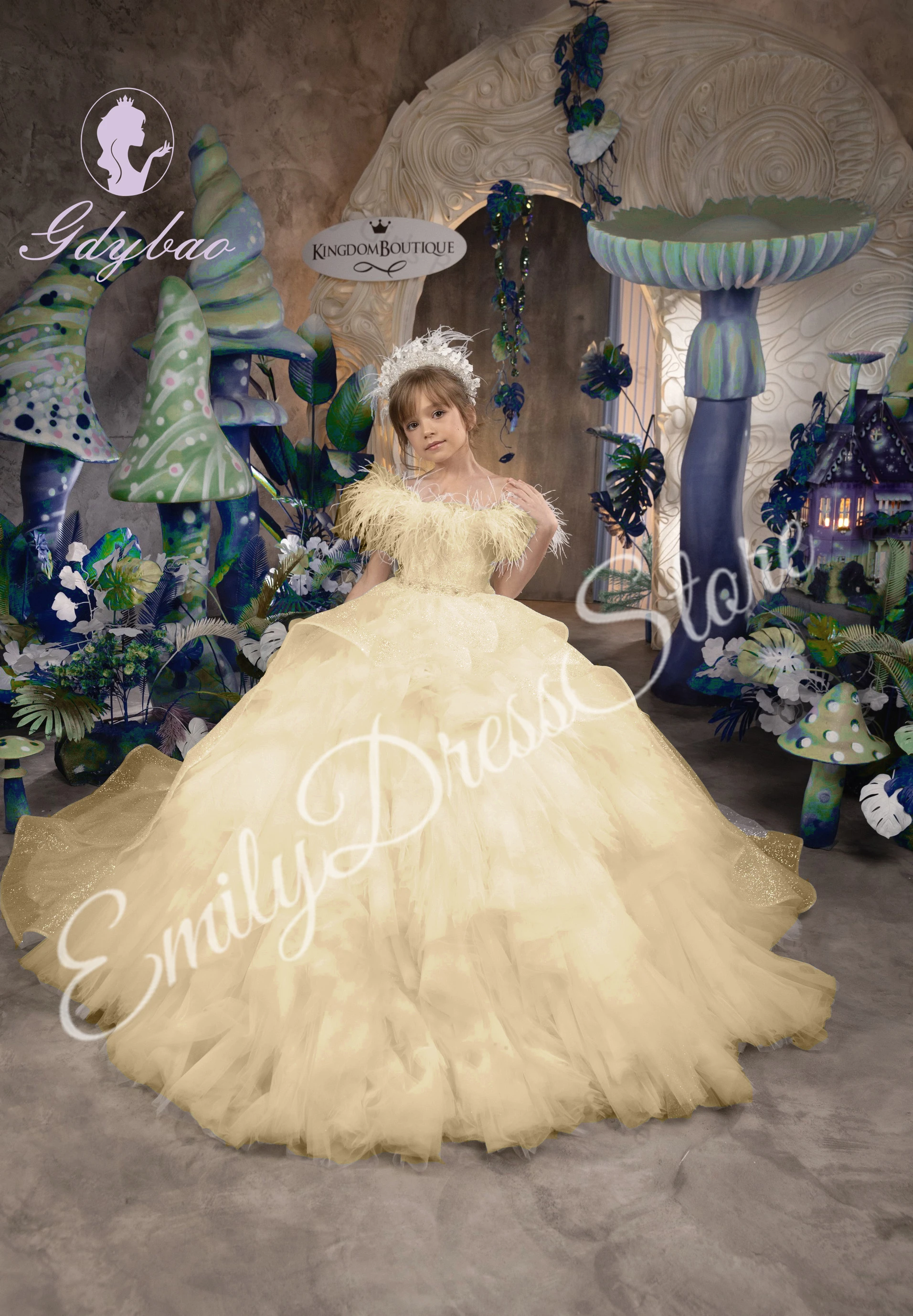 

Customized Champagne Flower Girl Dress For Wedding Layered Tulle Shining Puffy Princess Kids Birthday First Communion Ball Gown