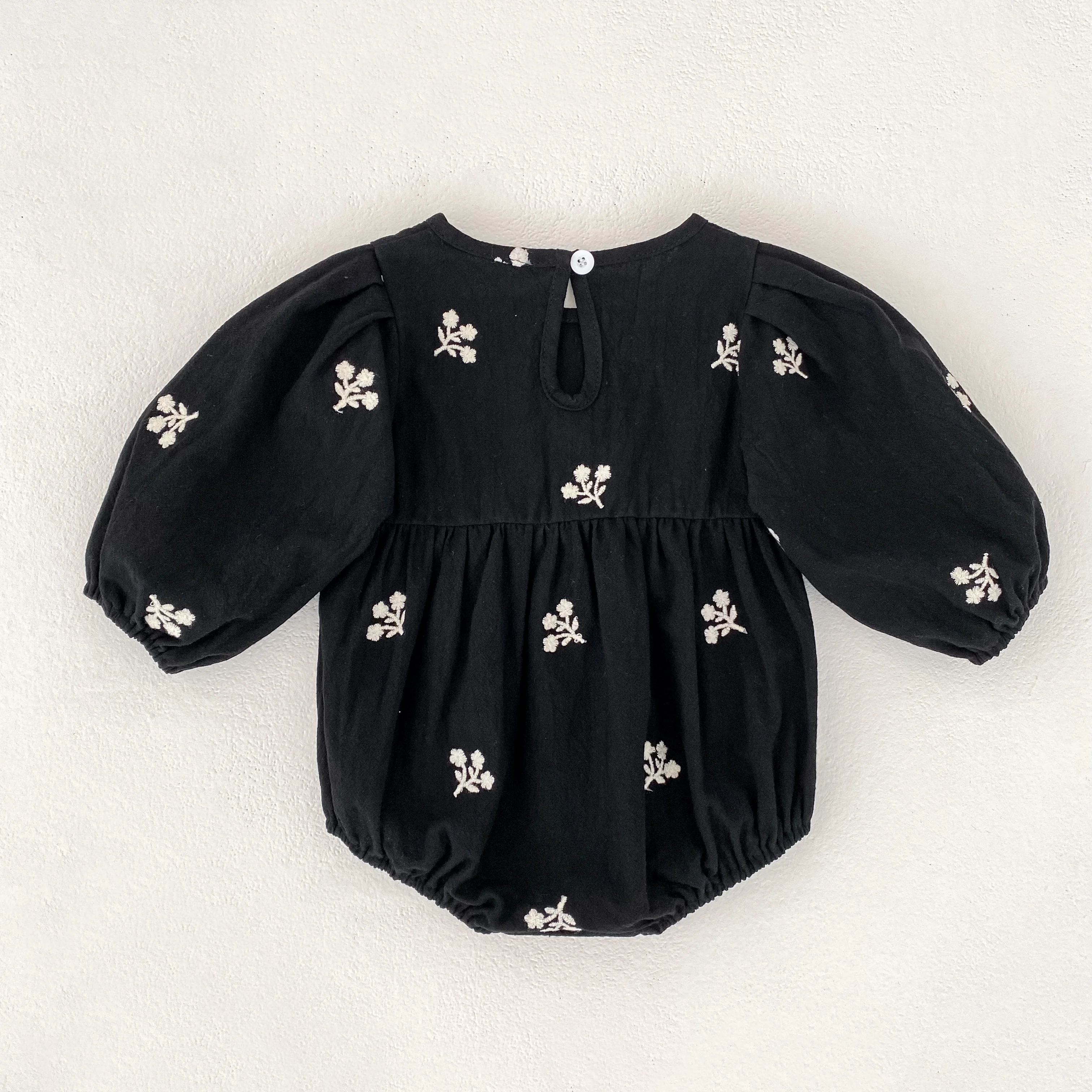 Neue Baby Gestickte Bogen Strampler Herbst Neugeborene Mädchen Romper Baby Kleidung Langarm Overall Klettern Kleidung Baby Baumwolle Kleidung – Detail 3