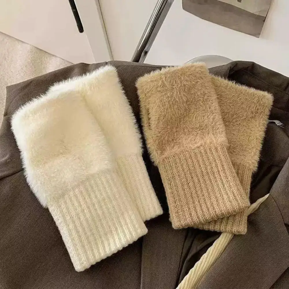 Hot Women's Soft Mink Wool Middle Finger Gloves Black White Plush Knitted Wrist Gloves Korean Warmth No Fingers Writing Gloves