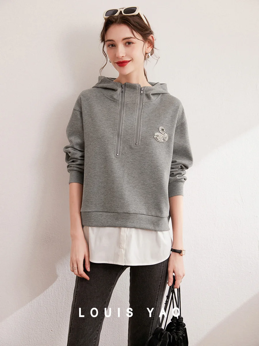 

LOUIS YAO 2024 Autumn Hooded Deconstructed Fake Two-piece Top Design with Dropped Shoulders Loose Women's Sweatshirt