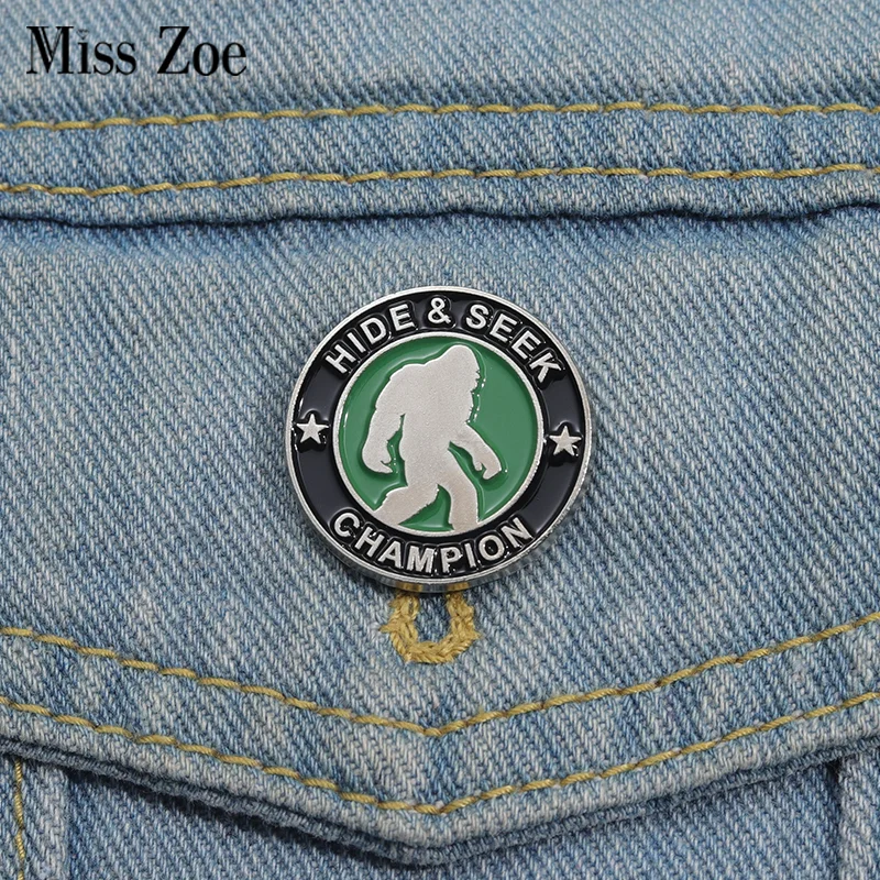 Hide And Seek CHAMPION Enamel Pins Custom Badge of Honor Brooches Lapel Badges Animal Funny Jewelry Gift for Kids Friends