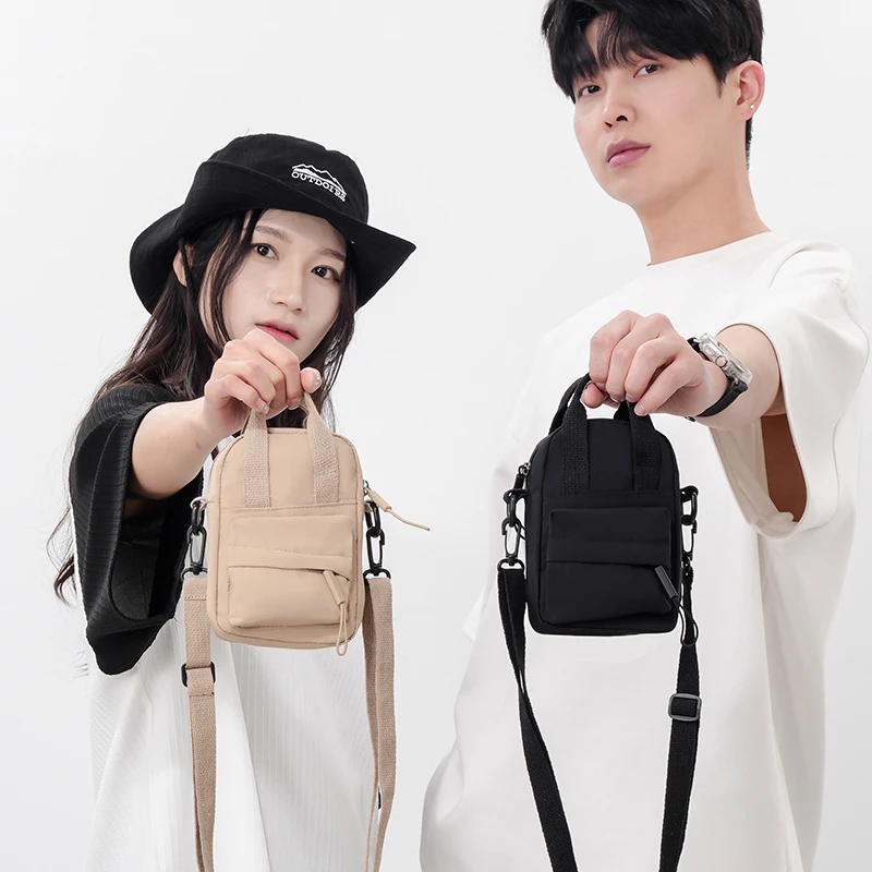 

Summer minimalist casual shoulder bag for casual shopping, with a slanted design for holding your phone, a mini handbag with a s