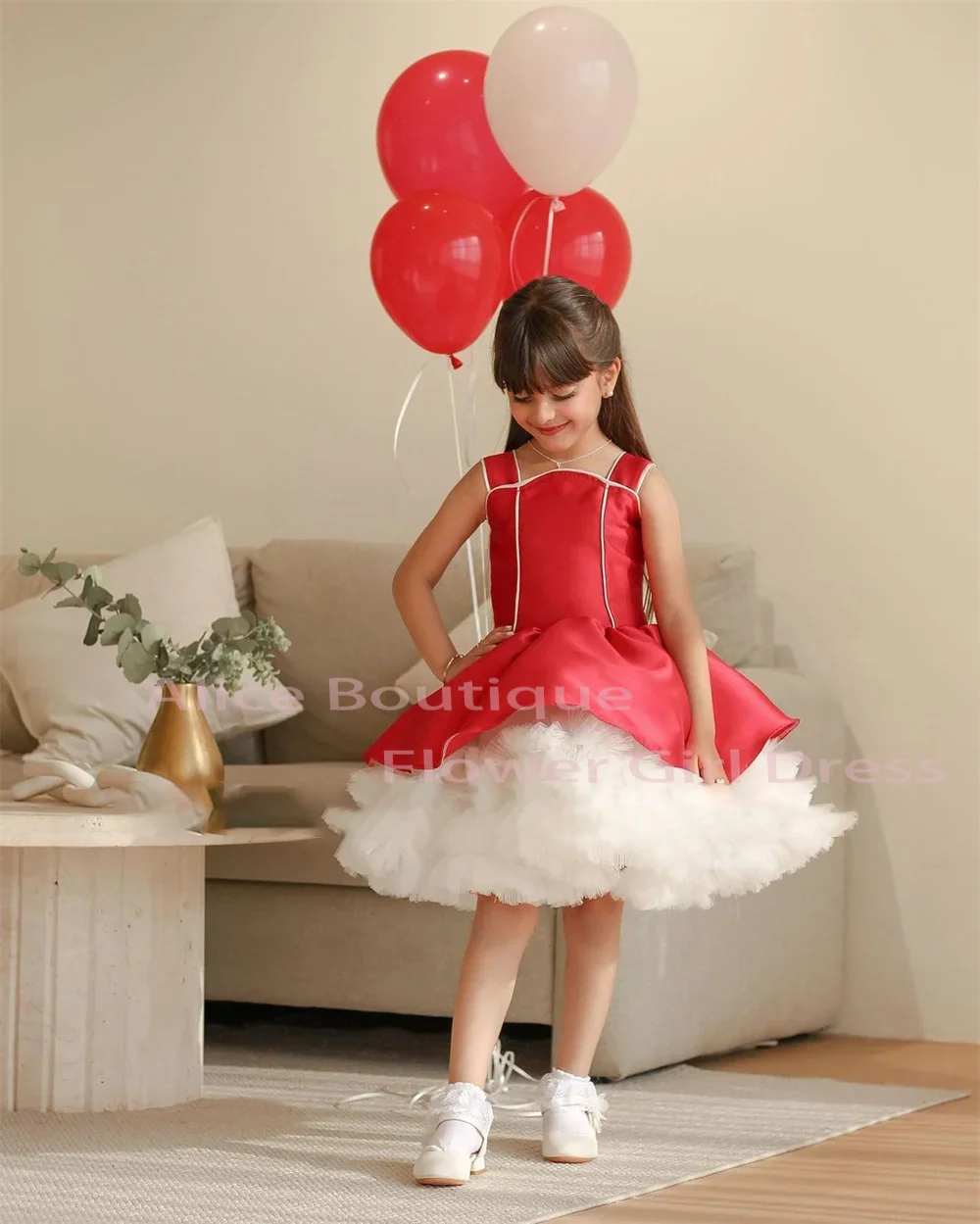 Bellissimo abito da ragazza di fiore in raso rosso con sbuffo senza maniche al ginocchio Abiti a trapezio per bambini Abiti da festa di compleanno per la prima comunione carini
