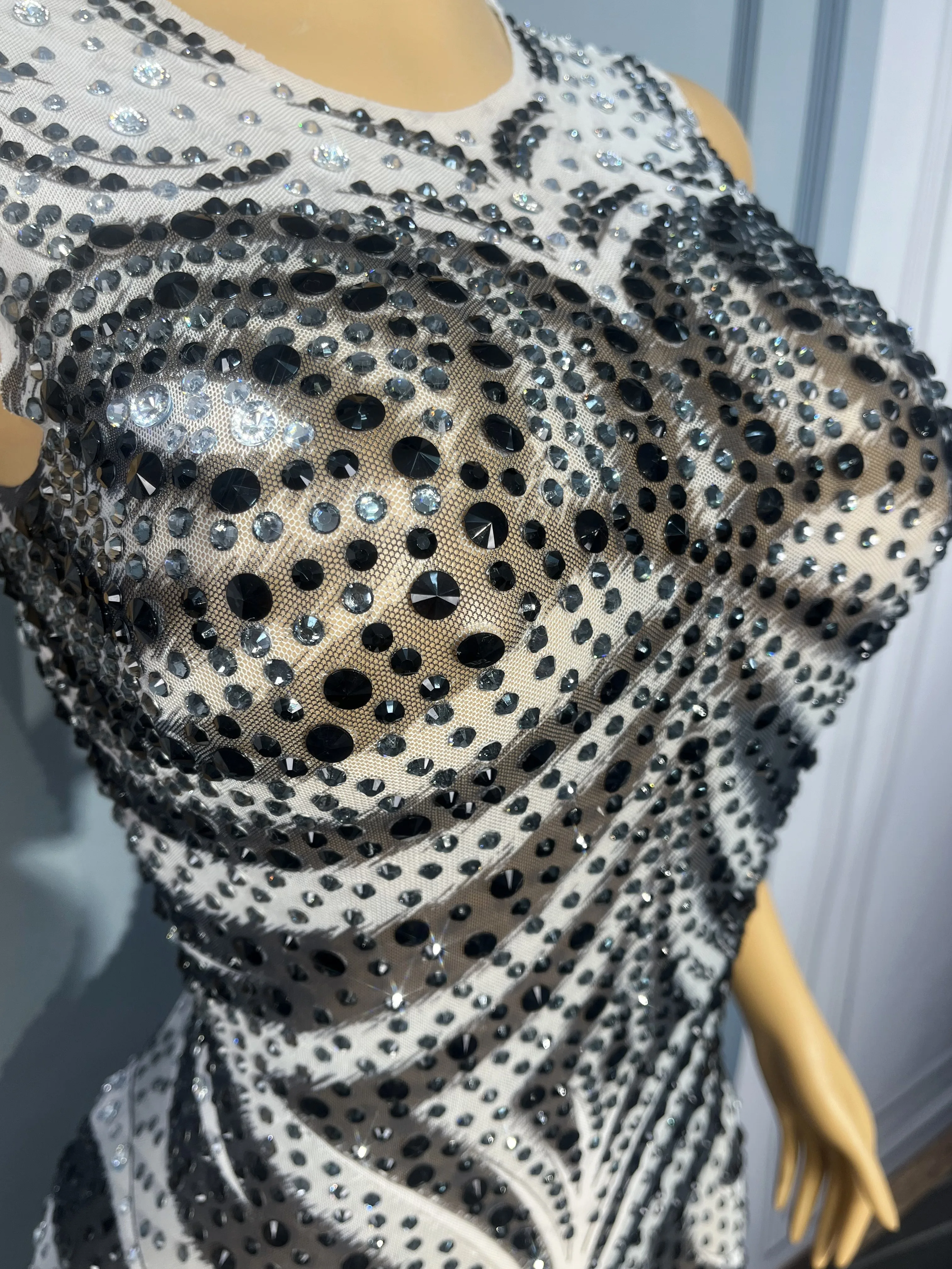 Hoge kwaliteit tijgerpatroon glanzende strass teelt mesh jurk avondjurk rode loper show mode-outfit Baihupi