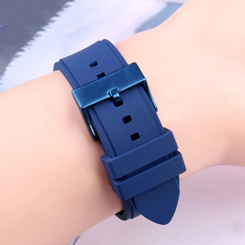 추측 W0247G3/W0040G3/W0040G7용 22mm 블루 실리콘 시계 밴드 |   스포츠 고무 스트랩 교체 |   튼튼한 부드러운 팔찌