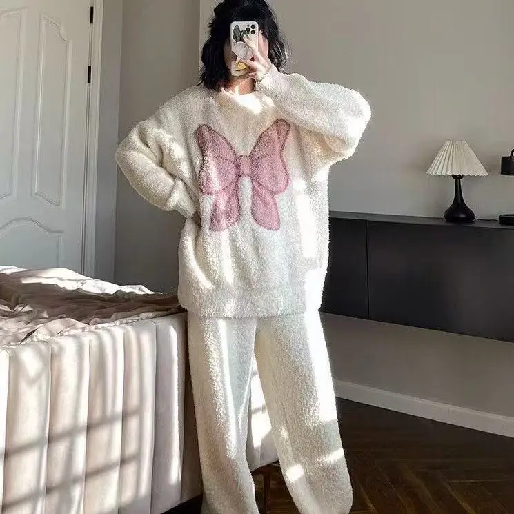 يمكن ارتداؤها كملابس منزلية من الصوف المرجاني طقم بيجامة بعقدة على شكل فراشة ملابس نوم للنساء في الخريف والشتاء عزل مضاف
