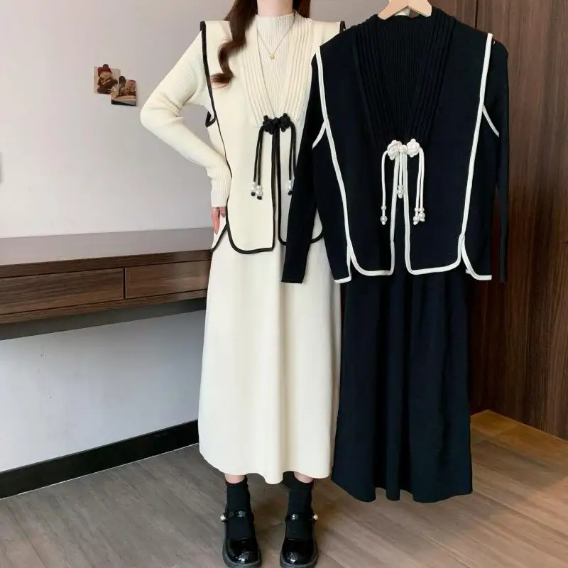2026 New Plus Size Autumn Winter Knitted Semi High Neck Dress with Chinese Stylebuckle Temperament Vest Covering Meat Womensuit