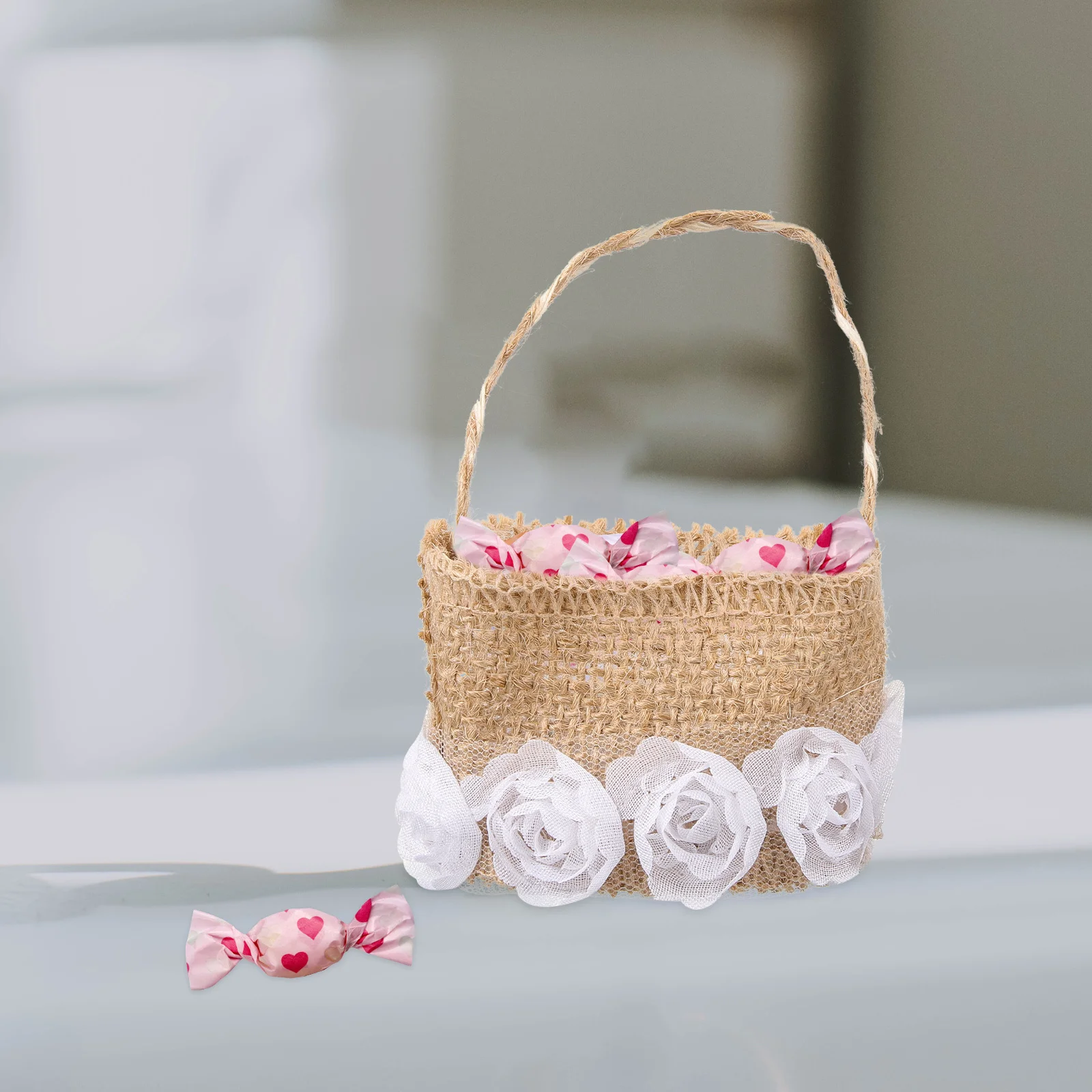 

4Pcs Wedding Linen Flower Baskets Mini Flower Girl Basket Light Weight Storage Basket for Flowers Petals Wedding Supplies