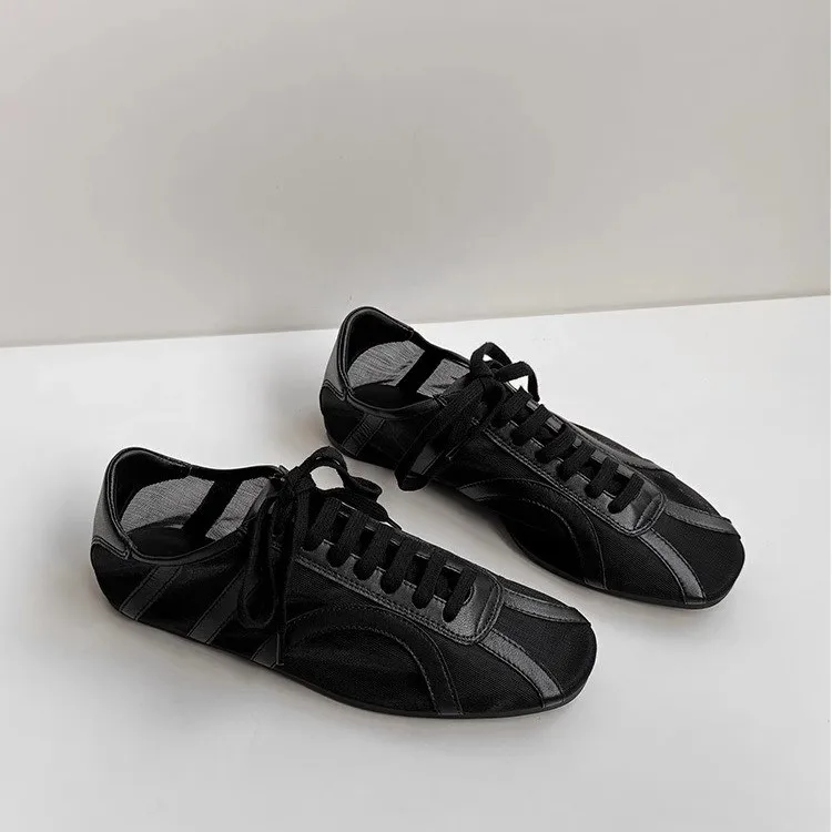 Breathable soft-soled net fabric sports shoes for women, stylish and niche French-style flat lace-up casual shoes view 5