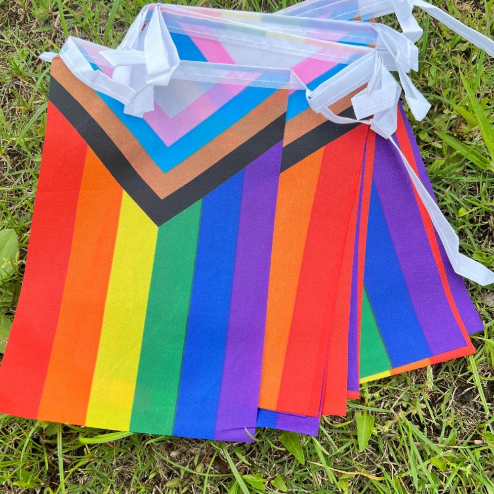 قوس قزح العلم 14x21cm20pcs سلسلة من أعلام مثلي الجنس فخر ثنائي الجنس مثليه Pansexual LGBT زينة الحفلات