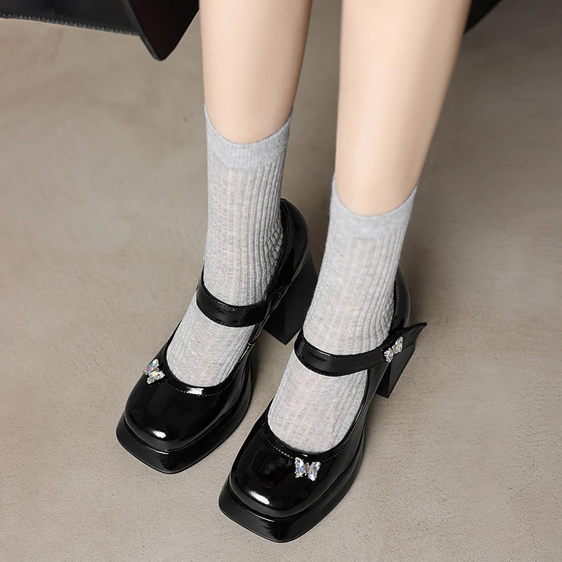 جلد طبيعي مصنوع يدويًا (جلد الماشية المطلي) حذاء نسائي بكعب عالي معدني على شكل فراشة مجوهرات أحذية ماري جينس للحفلات #2