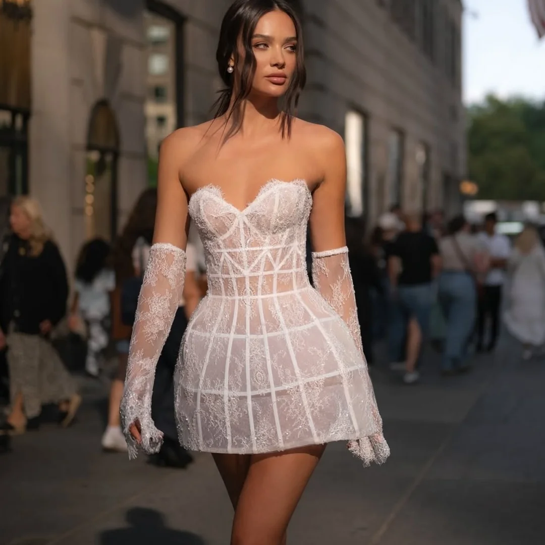 أماندا مخصص الأكمام البيضاء حمالة عارية الذراعين فستان حفلة موسيقية الزهور الدانتيل vestidos de noche تنورة صغيرة مساء رسمي 2025