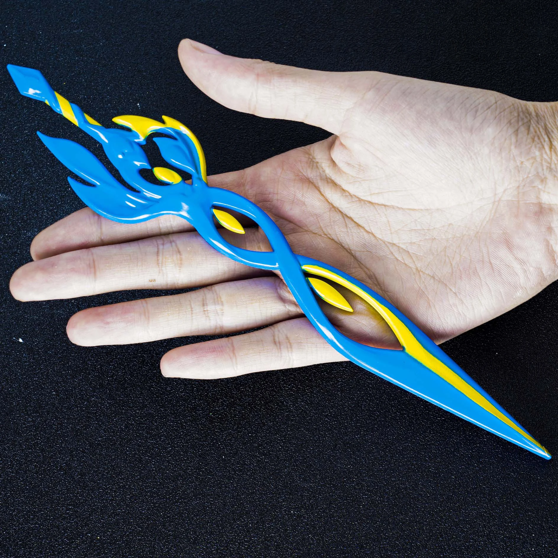 21cm Yalian Sword Snowfall White Wolf Game Figure Peripheral Perimeter Metal Model Decoration Ornaments Birthday Gifts Toys